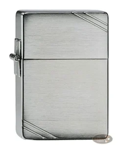 Feuerzeug Zippo 1935 Replica Slashes aus Chrom gebürstet in silber seidenmatt gemustert